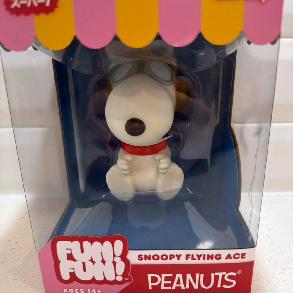 Super7 - Peanuts - FUN! FUN! Wv2 - Snoopy (Flying Ace) [New Toy] Action Figure - Picture 2 of 6